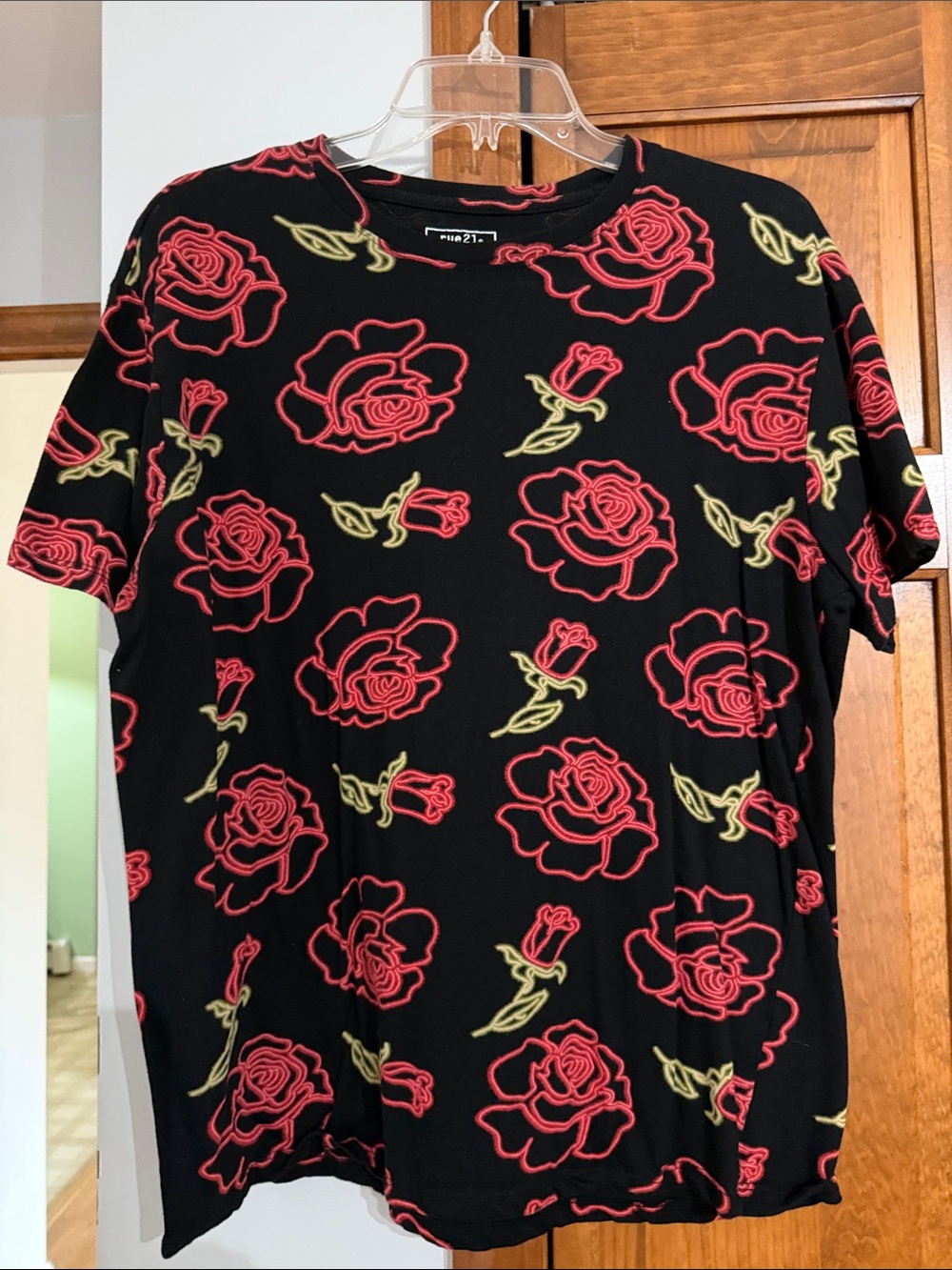 Rue 21 Neon Rose all over print t-shirt L Large